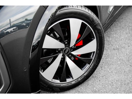 Audi Q6 e-tron S edition 100 kWh | Panoramadak | S Line exterieur ActivLease financial lease