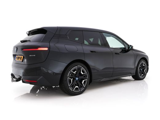 BMW iX xDrive40 High Executive 77 kWh [ 3-Fase 11kW ] {SOH-99%} (INCL-BTW) *PANO | LEATHER | TOPVIEW | F... ActivLease financial lease