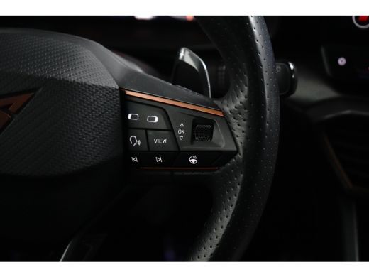 CUPRA Formentor 1.4 e-Hybrid VZ 245PK DSG-6 Performance | PANORAMADAK | 360 CAMERA | STUUR + STOELVERW. | NAVIGATIE ActivLease financial lease