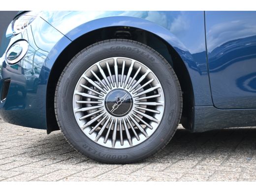 Fiat 500 1.0 Hybrid Torino Launch Edition Tot 8 Jaar Garantie! | Navigatie | Full-LED | Climate Control | ... ActivLease financial lease