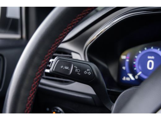Ford Focus 1.0 EcoBoost Hybrid ST Line X Business | 100% dealer o.h. | LED verlichting | Camera | Privacy-gl... ActivLease financial lease
