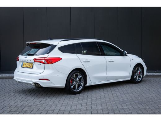 Ford Focus 1.0 EcoBoost Hybrid ST Line X Business | 100% dealer o.h. | LED verlichting | Camera | Privacy-gl... ActivLease financial lease