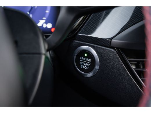 Ford Focus 1.0 EcoBoost Hybrid ST Line X Business | 100% dealer o.h. | LED verlichting | Camera | Privacy-gl... ActivLease financial lease
