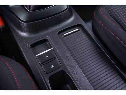 Ford Focus 1.0 EcoBoost Hybrid ST Line X Business | 100% dealer o.h. | LED verlichting | Camera | Privacy-gl... ActivLease financial lease