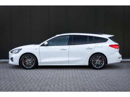 Ford Focus 1.0 EcoBoost Hybrid ST Line X Business | 100% dealer o.h. | LED verlichting | Camera | Privacy-gl... ActivLease financial lease