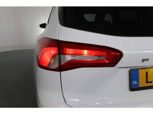 Ford Focus 1.0 EcoBoost Trend Edition Business | 1e Eigenaar! | Dealer Onderhouden! | Trekhaak | Open Dak | ... ActivLease financial lease