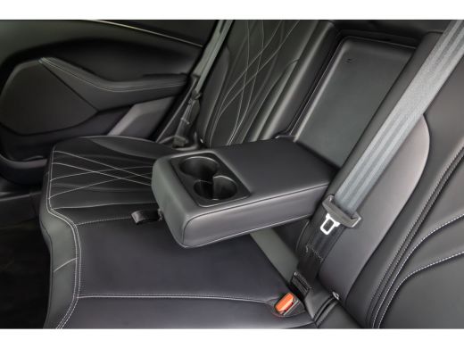 Ford Mustang Mach-E Mach-E RWD 75 kWh | Camera | Adapt. Cruise | Standkachel | Stoel en Stuurverwarming | Apple/Andro... ActivLease financial lease