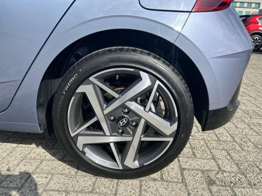 Hyundai i20 1.0 T-GDI Premium | Stoelverwarming | Stuurwielverwarming | Achteruitrijcamera | Climate Control ... ActivLease financial lease