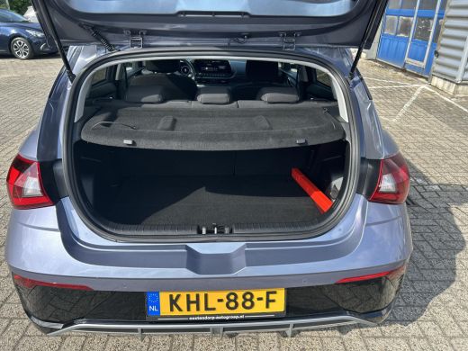 Hyundai i20 1.0 T-GDI Premium | Stoelverwarming | Stuurwielverwarming | Achteruitrijcamera | Climate Control ... ActivLease financial lease