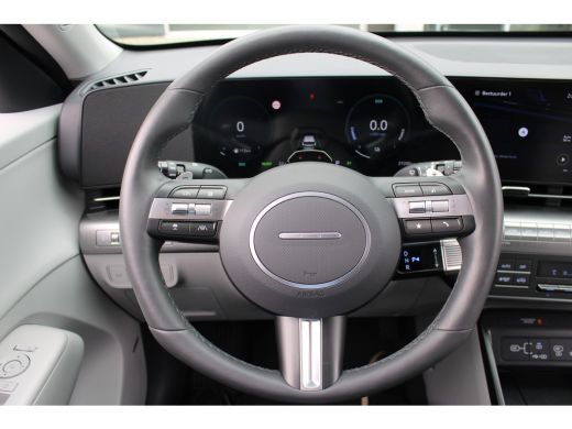Hyundai Kona 1.6 GDI HEV Premium | Achterruitverwarming | Achterstoelen verwarmd | Achteruitrijcamera ActivLease financial lease