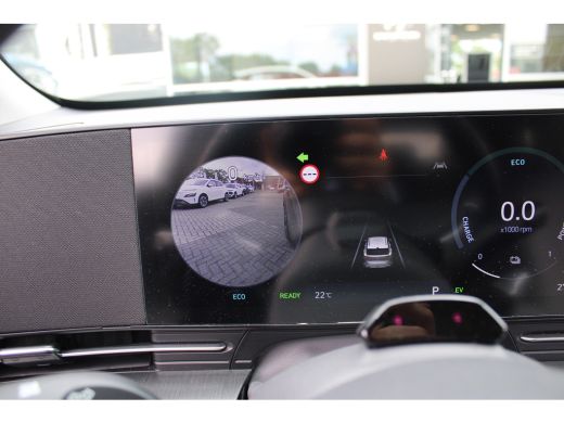 Hyundai Kona 1.6 GDI HEV Premium | Achterruitverwarming | Achterstoelen verwarmd | Achteruitrijcamera ActivLease financial lease