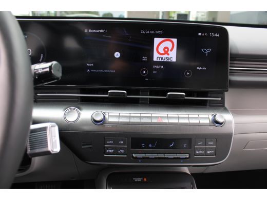 Hyundai Kona 1.6 GDI HEV Premium | Achterruitverwarming | Achterstoelen verwarmd | Achteruitrijcamera ActivLease financial lease