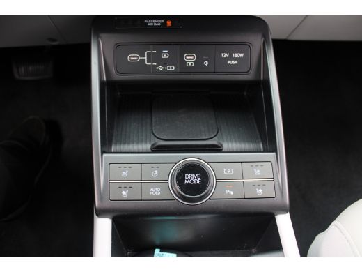 Hyundai Kona 1.6 GDI HEV Premium | Achterruitverwarming | Achterstoelen verwarmd | Achteruitrijcamera ActivLease financial lease
