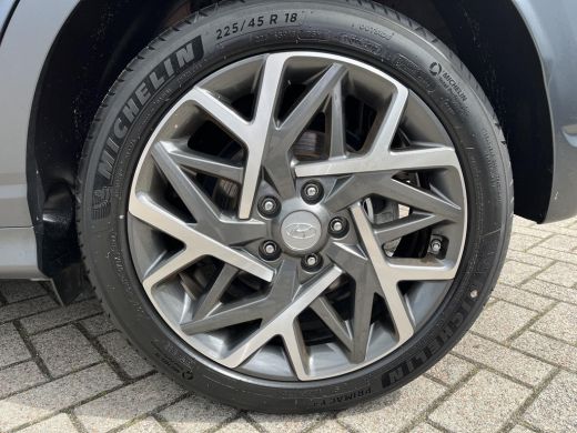 Hyundai Kona 1.6 GDI HEV Premium | All-in prijs | 3 jaar garantie | Automaat | Leder | Meest luxe uitvoering | ActivLease financial lease