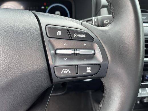 Hyundai Kona 1.6 GDI HEV Premium | All-in prijs | 3 jaar garantie | Automaat | Leder | Meest luxe uitvoering | ActivLease financial lease