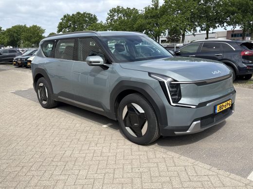 Kia EV9 First Edition 76.1 kWh | SOH 99,3 | BTW !! | 7 persoons | 16.000km !! ActivLease financial lease