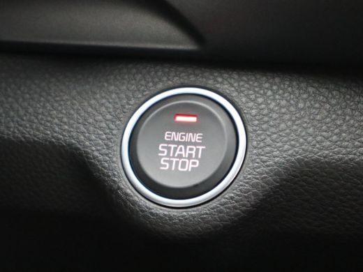Kia Stonic 1.0 T-GDi MHEV DynamicPlusLine Achteruitrijcamera | Parkeersensoren | Cruise Control met Stuurhul... ActivLease financial lease