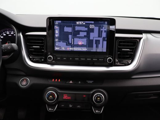 Kia Stonic 1.0 T-GDi MHEV DynamicPlusLine Achteruitrijcamera | Parkeersensoren | Cruise Control met Stuurhul... ActivLease financial lease