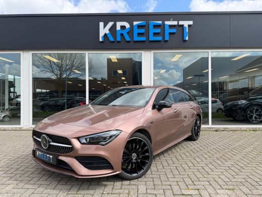 Mercedes-Benz CLA Shooting Brake 250 e Premium Ros&eacute;goud | Head up | Sfeer | ACC