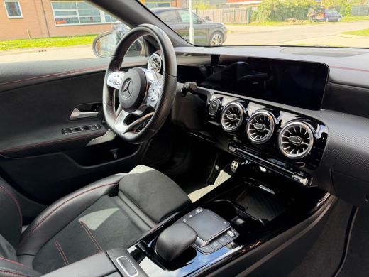Mercedes-Benz CLA Shooting Brake 250 e Premium Ros&eacute;goud | Head up | Sfeer | ACC ActivLease financial lease
