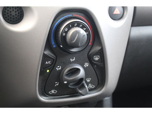 Peugeot 108 1.0 e-VTi Active | Airco | Bluetooth | Elek. Ramen | Cent. Vergrendeling | Airco | Bluetooth | El... ActivLease financial lease