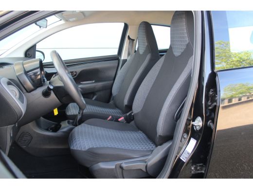 Peugeot 108 1.0 e-VTi Active | Airco | DAB | Centrale Deurvergrendeling | Bluetooth | Elek Ramen | Airco | DA... ActivLease financial lease