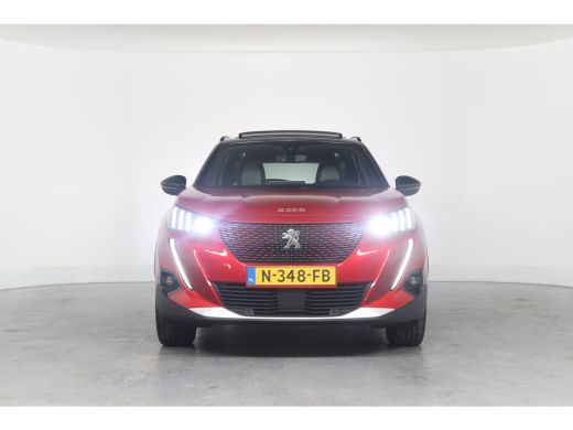 Peugeot e-2008 EV GT Pack 50 kWh | 1e Eigenaar! | SOH 90% | Dealer Onderhouden! | 3-Fase | Open Dak | Cruise Ada... ActivLease financial lease