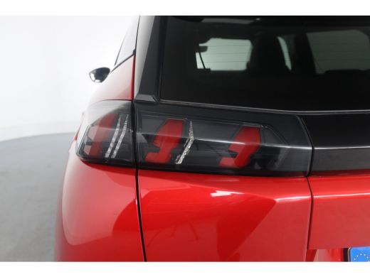 Peugeot e-2008 EV GT Pack 50 kWh | 1e Eigenaar! | SOH 90% | Dealer Onderhouden! | 3-Fase | Open Dak | Cruise Ada... ActivLease financial lease