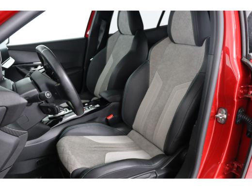 Peugeot e-2008 EV GT Pack 50 kWh | 1e Eigenaar! | SOH 90% | Dealer Onderhouden! | 3-Fase | Open Dak | Cruise Ada... ActivLease financial lease