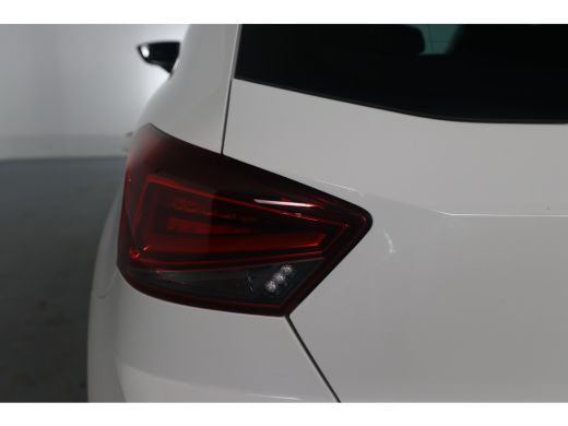 Seat Ibiza 1.0 TSI FR | LED | Clima | Apple Carplay/Android Auto | Parkeersensoren V+A | Cruise | Lichtmetal... ActivLease financial lease