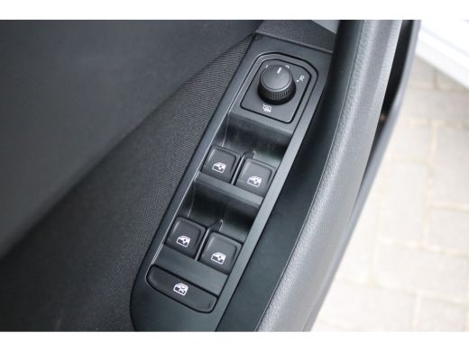Skoda Kamiq 1.0 TSI 116PK Business Edition Facelift/Carplay-android/Camera/Keyfree/Parkeerhulp ActivLease financial lease