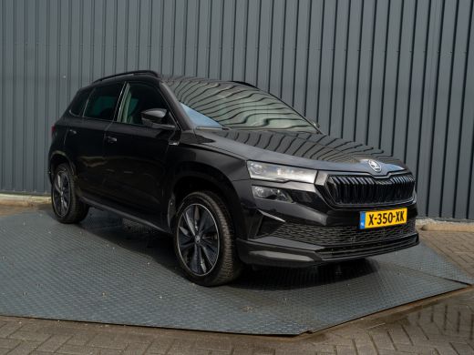 Skoda Karoq 1.5 TSI ACT Sportline Business | Pano | Trekhaak wegkl. | Camera Prijs Rijklaar!! ActivLease financial lease
