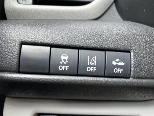 Suzuki Swift 1.2 Select Smart Hybrid ActivLease financial lease