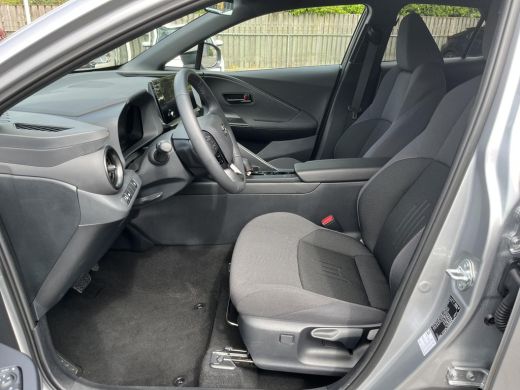 Toyota C-HR 1.8 Hybrid 140 Dynamic | Navigatie | Apple CarPlay/Android auto | Achteruitrijcamera ActivLease financial lease
