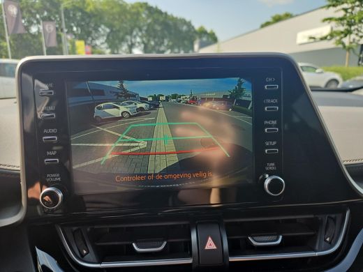Toyota C-HR 1.8 Hybrid Executive ActivLease financial lease