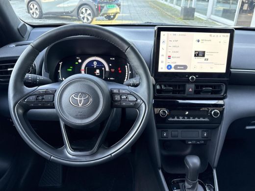 Toyota Yaris Cross 1.5 Hybrid 115 Dynamic **DODEHOEK DETECTIE/ STUURVERWARMING/ KEYLESS** ActivLease financial lease