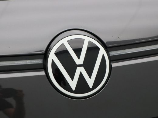 Volkswagen ID.3 First Plus 58 kWh Stoel/Stuur Verwarming | Camera | Adaptive Cruise | CarPlay | Matrix LED | 19 I... ActivLease financial lease