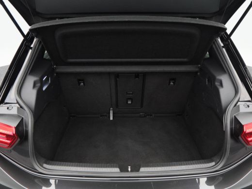 Volkswagen ID.3 First Plus 58 kWh Stoel/Stuur Verwarming | Camera | Adaptive Cruise | CarPlay | Matrix LED | 19 I... ActivLease financial lease