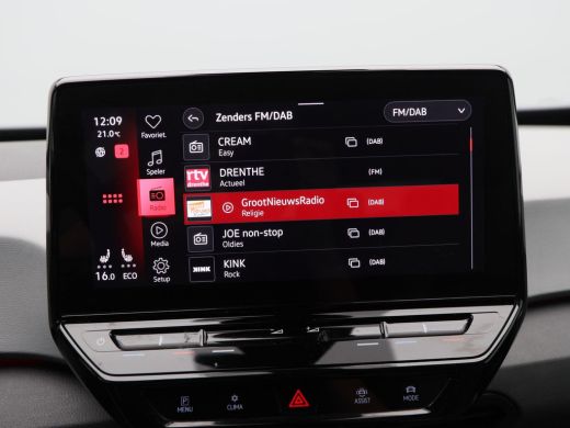 Volkswagen ID.3 First Plus 58 kWh Stoel/Stuur Verwarming | Camera | Adaptive Cruise | CarPlay | Matrix LED | 19 I... ActivLease financial lease