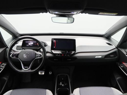 Volkswagen ID.3 First Plus 58 kWh Stoel/Stuur Verwarming | Camera | Adaptive Cruise | CarPlay | Matrix LED | 19 I... ActivLease financial lease