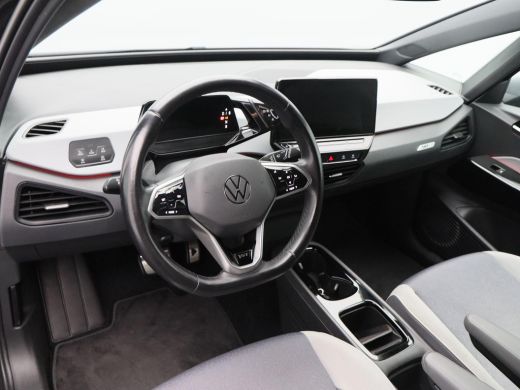 Volkswagen ID.3 First Plus 58 kWh Stoel/Stuur Verwarming | Camera | Adaptive Cruise | CarPlay | Matrix LED | 19 I... ActivLease financial lease