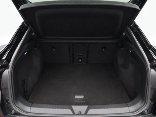 Volkswagen ID.5 GTX 77 kWh 299 Pk | Stoel/Stuur Verwarming | 360&deg; Camera | Adaptive Cruise | CarPlay | Navigatie ... ActivLease financial lease