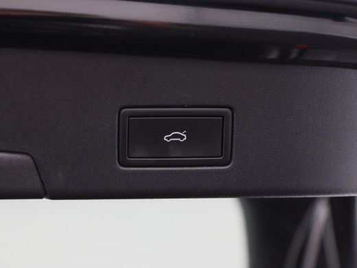 Volkswagen ID.5 GTX 77 kWh 299 Pk | Stoel/Stuur Verwarming | 360&deg; Camera | Adaptive Cruise | CarPlay | Navigatie ... ActivLease financial lease