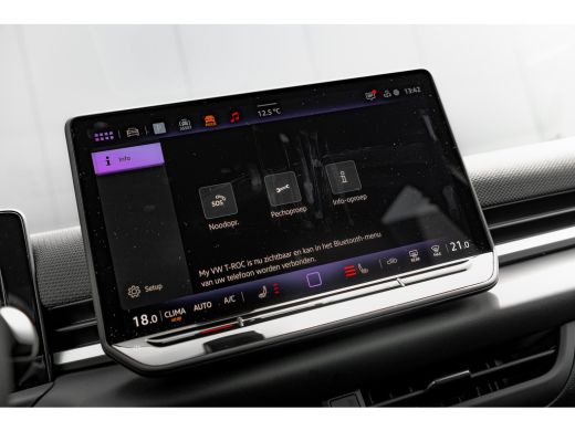 Volkswagen T-Roc 1.5 eTsi 150pk R-Line First Edition | 360 Camera | Adaptive Cruise | Stuur & Stoelverwarming | He... ActivLease financial lease