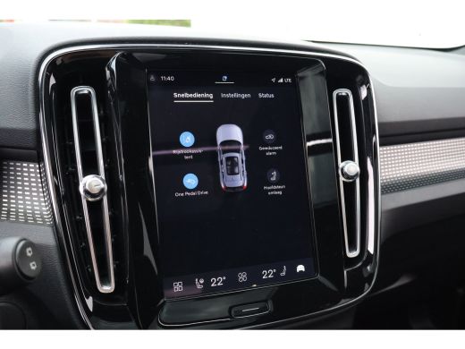Volvo  XC40 Recharge Ultimate | Trekhaak | 20'' Velgen | 360 Camera | Pano | ActivLease financial lease