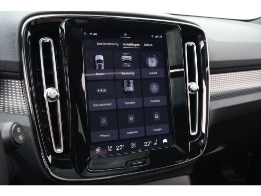 Volvo  XC40 Recharge Ultimate | Trekhaak | 20'' Velgen | 360 Camera | Pano | ActivLease financial lease