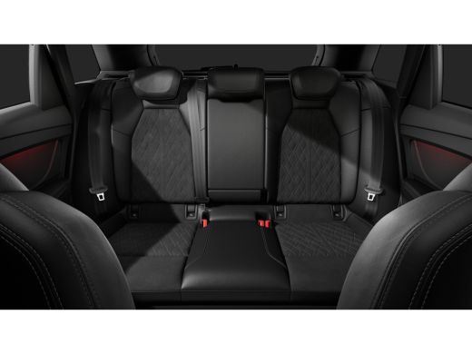 Audi Q4 e-tron S edition | 3-zone airconditioning | Achterklep, automatisch bedienbaar | Achteruitrijcamera ActivLease financial lease