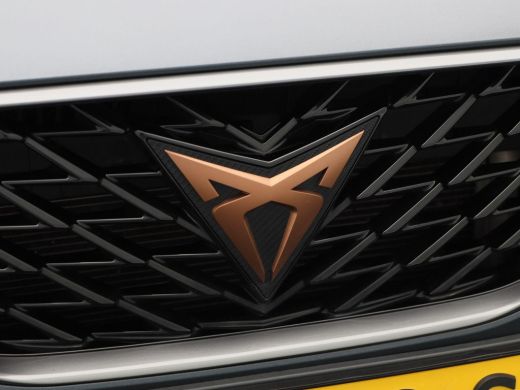 CUPRA Formentor 1.4 e-Hybrid 245 Pk VZ Performance | Stoel/Stuur Verwarming | Panorama dak | Kuip Sportstoelen | ... ActivLease financial lease