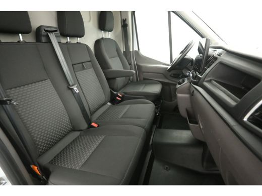 Ford E-Transit L2H2 Trend 68 kWh | Snelladen | SOH 98% | Airco | Camera | 3 Zits | Cruise | Carplay | Navi ActivLease financial lease