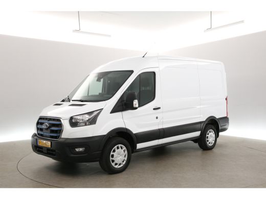Ford E-Transit L2H2 Trend 68 kWh | Snelladen | SOH 98% | Airco | Camera | 3 Zits | Cruise | Carplay | Navi ActivLease financial lease